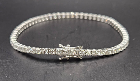 4-4.25 ct tw Tennis Bracelet - Lab-Grown in 14k White Gold