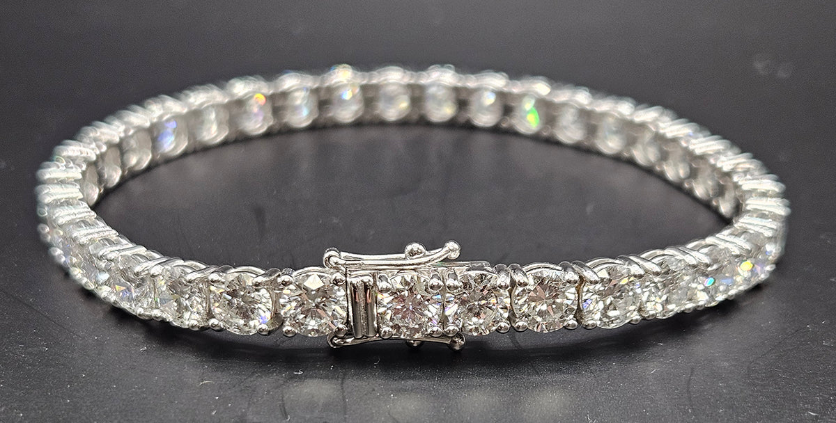 15 ct tw Tennis Bracelet - Lab-Grown Diamonds in 14k White Gold