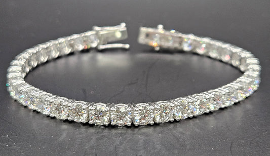 15 ct tw Tennis Bracelet - Lab-Grown Diamonds in 14k White Gold