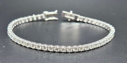 5.75-6 ct tw Tennis Bracelet - Lab-Grown Diamonds in 14k White Gold