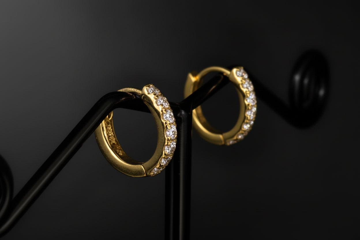 10mm diamond huggies